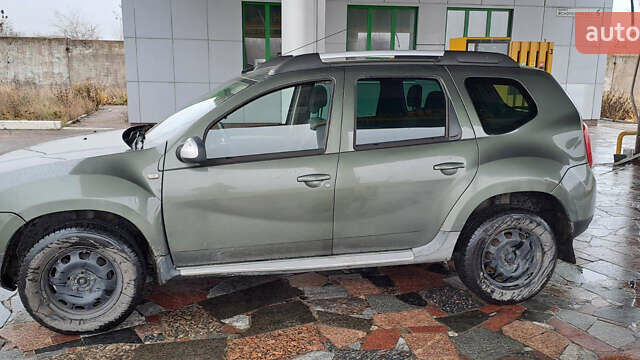 Сірий Рено Дастер, об'ємом двигуна 1.6 л та пробігом 299 тис. км за 5900 $, фото 2 на Automoto.ua