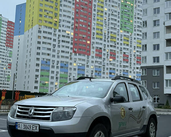 Сірий Рено Дастер, об'ємом двигуна 1.6 л та пробігом 162 тис. км за 8900 $, фото 3 на Automoto.ua