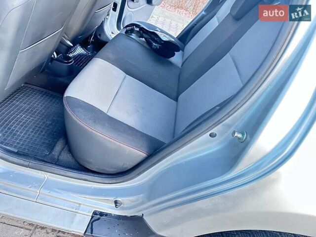 Сірий Рено Дастер, об'ємом двигуна 1.6 л та пробігом 105 тис. км за 8200 $, фото 14 на Automoto.ua