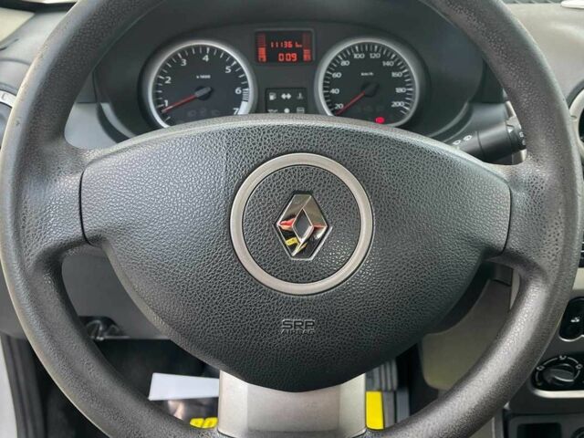 Сірий Рено Дастер, об'ємом двигуна 1.6 л та пробігом 111 тис. км за 8300 $, фото 10 на Automoto.ua