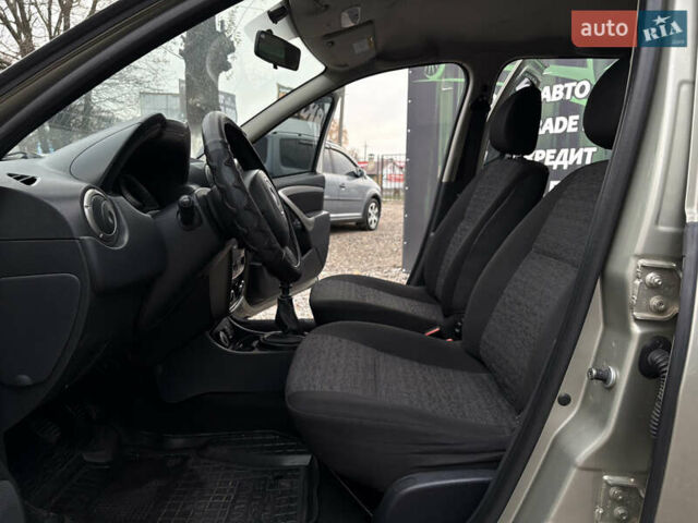 Сірий Рено Дастер, об'ємом двигуна 1.45 л та пробігом 297 тис. км за 8800 $, фото 8 на Automoto.ua