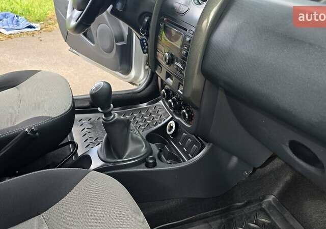 Серый Рено Дастер, объемом двигателя 1.5 л и пробегом 170 тыс. км за 9150 $, фото 24 на Automoto.ua