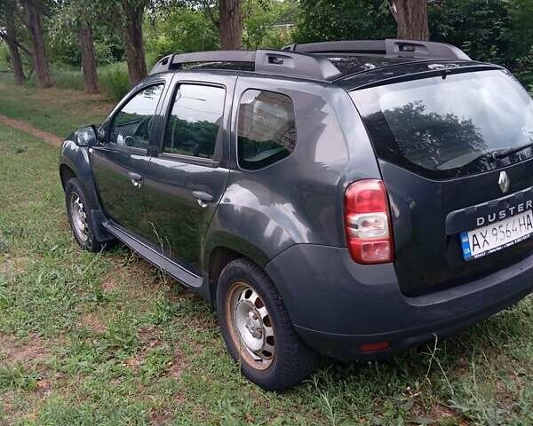 Серый Рено Дастер, объемом двигателя 1.6 л и пробегом 123 тыс. км за 11000 $, фото 2 на Automoto.ua