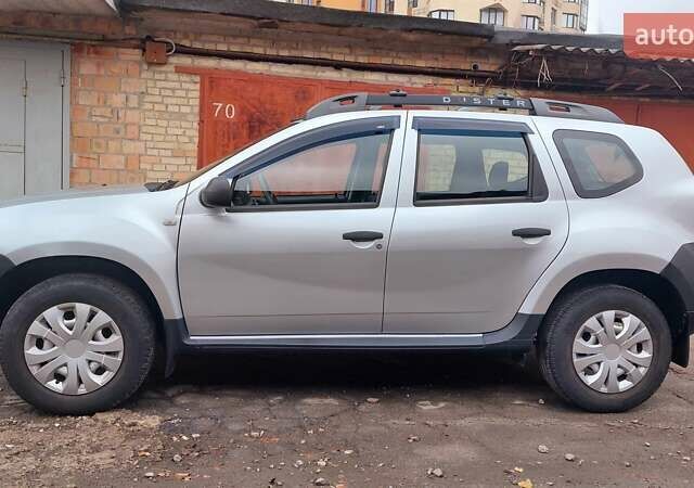 Серый Рено Дастер, объемом двигателя 1.46 л и пробегом 84 тыс. км за 11500 $, фото 3 на Automoto.ua