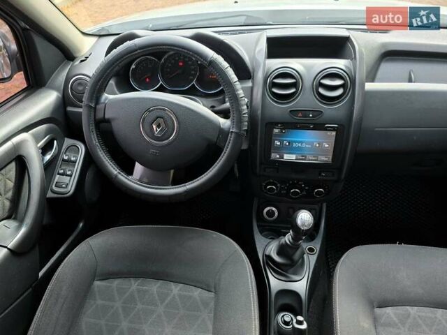 Серый Рено Дастер, объемом двигателя 1.46 л и пробегом 160 тыс. км за 8200 $, фото 18 на Automoto.ua