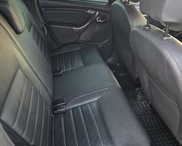 Сірий Рено Дастер, об'ємом двигуна 1.46 л та пробігом 143 тис. км за 10100 $, фото 24 на Automoto.ua