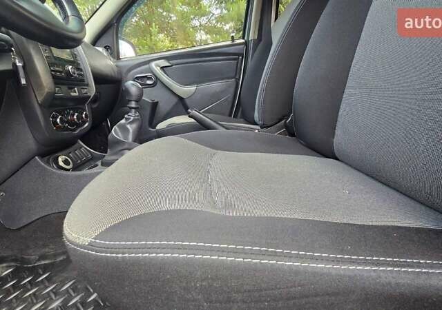 Серый Рено Дастер, объемом двигателя 1.46 л и пробегом 170 тыс. км за 9600 $, фото 26 на Automoto.ua