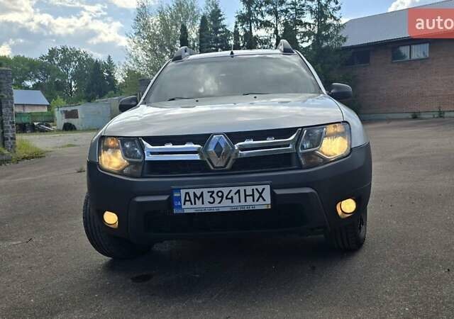 Серый Рено Дастер, объемом двигателя 1.46 л и пробегом 170 тыс. км за 9600 $, фото 13 на Automoto.ua