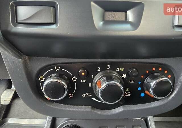 Серый Рено Дастер, объемом двигателя 1.46 л и пробегом 170 тыс. км за 9600 $, фото 34 на Automoto.ua