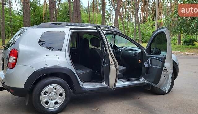 Сірий Рено Дастер, об'ємом двигуна 1.46 л та пробігом 147 тис. км за 10950 $, фото 12 на Automoto.ua