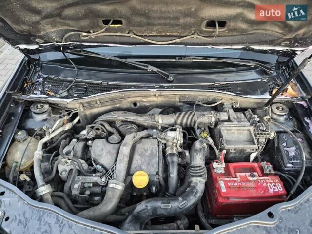 Сірий Рено Дастер, об'ємом двигуна 1.46 л та пробігом 143 тис. км за 10100 $, фото 20 на Automoto.ua