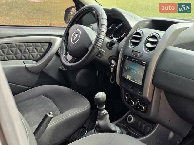 Серый Рено Дастер, объемом двигателя 1.46 л и пробегом 160 тыс. км за 8200 $, фото 21 на Automoto.ua