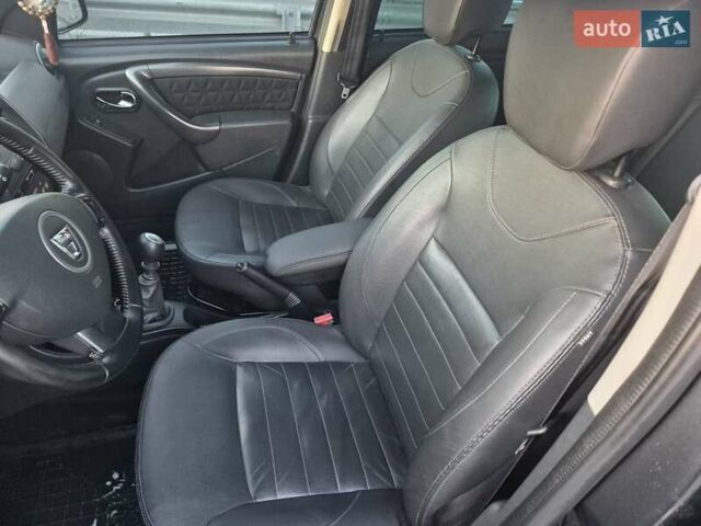 Сірий Рено Дастер, об'ємом двигуна 1.46 л та пробігом 143 тис. км за 10100 $, фото 7 на Automoto.ua