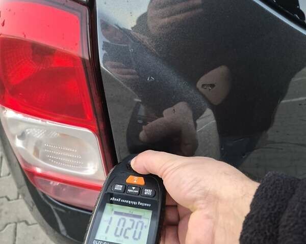 Сірий Рено Дастер, об'ємом двигуна 1.46 л та пробігом 143 тис. км за 10100 $, фото 34 на Automoto.ua