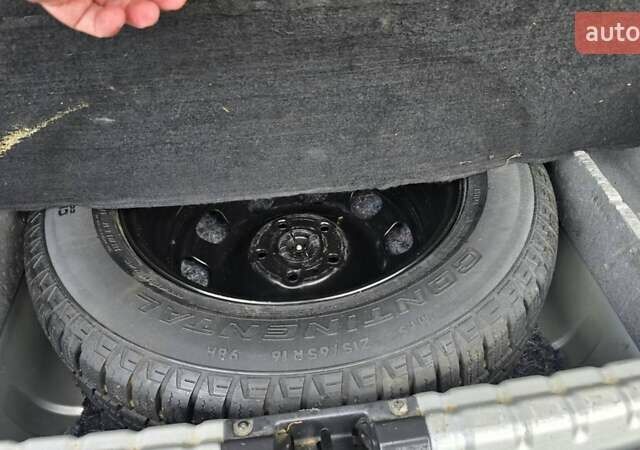 Серый Рено Дастер, объемом двигателя 1.5 л и пробегом 170 тыс. км за 9150 $, фото 27 на Automoto.ua