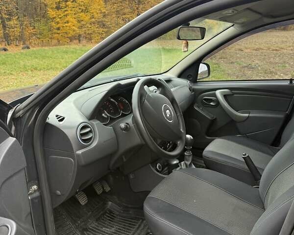 Рено Дастер 2015 в Виннице на Automoto.ua Серый Рено Дастер, объемом двигателя 1.46 л и пробегом 200 тыс. км за 9500 $, фото 3 на Automoto.ua