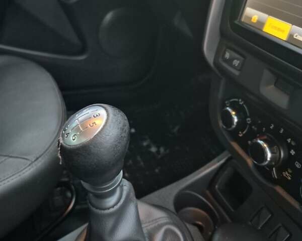 Сірий Рено Дастер, об'ємом двигуна 1.46 л та пробігом 143 тис. км за 10100 $, фото 26 на Automoto.ua