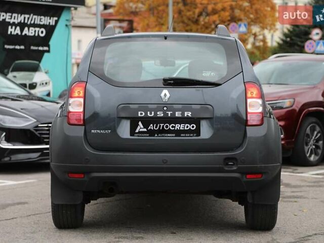 Серый Рено Дастер, объемом двигателя 1.46 л и пробегом 136 тыс. км за 12000 $, фото 4 на Automoto.ua