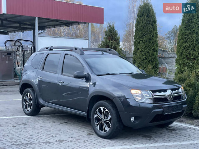 Рено Дастер 2016 в Сарнах на Automoto.ua Серый Рено Дастер, объемом двигателя 1.46 л и пробегом 255 тыс. км за 10300 $, фото 39 на Automoto.ua