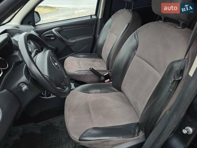 Серый Рено Дастер, объемом двигателя 1.5 л и пробегом 199 тыс. км за 7799 $, фото 17 на Automoto.ua