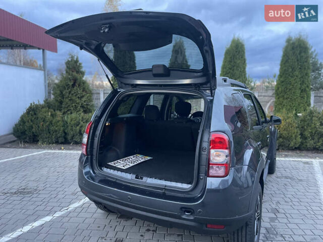 Рено Дастер 2016 в Сарнах на Automoto.ua Серый Рено Дастер, объемом двигателя 1.46 л и пробегом 255 тыс. км за 10300 $, фото 47 на Automoto.ua