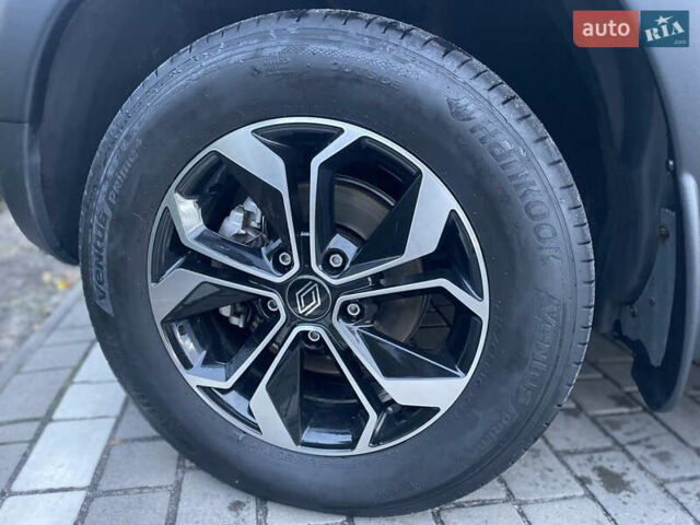 Рено Дастер 2016 в Сарнах на Automoto.ua Серый Рено Дастер, объемом двигателя 1.46 л и пробегом 255 тыс. км за 10300 $, фото 50 на Automoto.ua