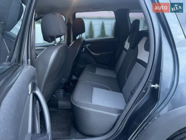 Рено Дастер 2016 в Сарнах на Automoto.ua Серый Рено Дастер, объемом двигателя 1.46 л и пробегом 255 тыс. км за 10300 $, фото 33 на Automoto.ua