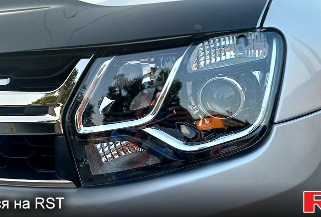 Серый Рено Дастер, объемом двигателя 1.6 л и пробегом 162 тыс. км за 11700 $, фото 10 на Automoto.ua