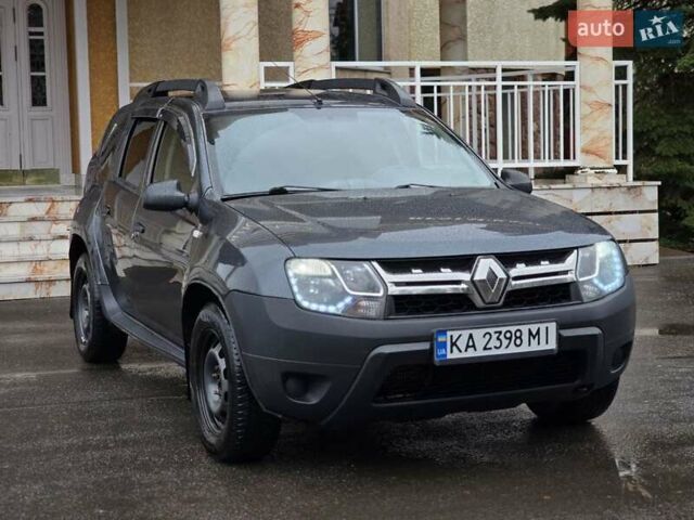 Серый Рено Дастер, объемом двигателя 1.5 л и пробегом 199 тыс. км за 7799 $, фото 5 на Automoto.ua