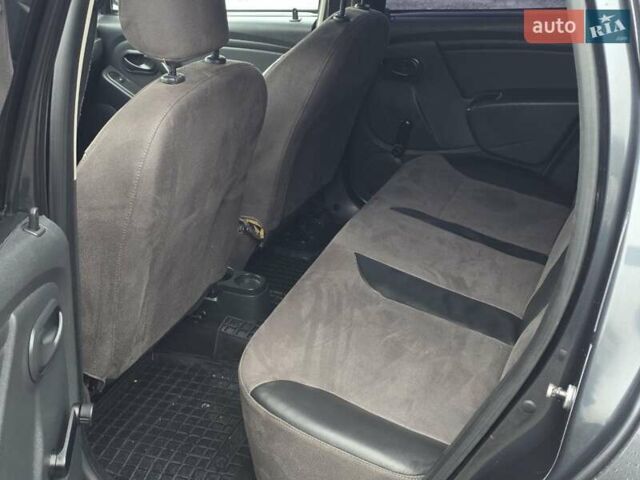 Серый Рено Дастер, объемом двигателя 1.5 л и пробегом 199 тыс. км за 7799 $, фото 19 на Automoto.ua