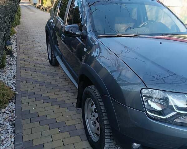 Серый Рено Дастер, объемом двигателя 1.46 л и пробегом 153 тыс. км за 12400 $, фото 1 на Automoto.ua