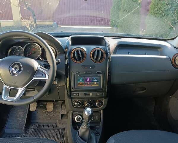 Серый Рено Дастер, объемом двигателя 1.46 л и пробегом 153 тыс. км за 12400 $, фото 9 на Automoto.ua