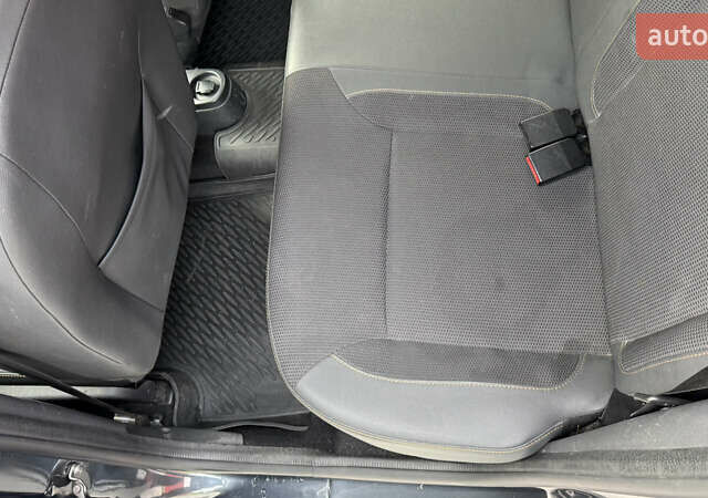 Серый Рено Дастер, объемом двигателя 1.6 л и пробегом 92 тыс. км за 11800 $, фото 35 на Automoto.ua