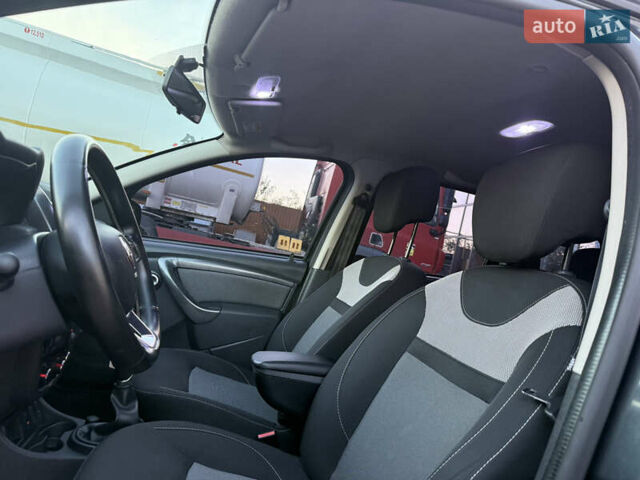 Сірий Рено Дастер, об'ємом двигуна 1.5 л та пробігом 83 тис. км за 13950 $, фото 64 на Automoto.ua
