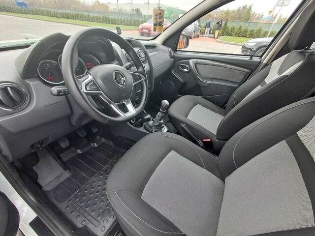 Серый Рено Дастер, объемом двигателя 0 л и пробегом 224 тыс. км за 7999 $, фото 10 на Automoto.ua