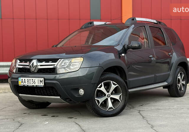 Серый Рено Дастер, объемом двигателя 1.6 л и пробегом 92 тыс. км за 11800 $, фото 2 на Automoto.ua