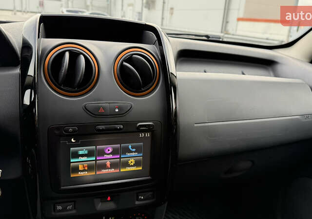 Серый Рено Дастер, объемом двигателя 1.6 л и пробегом 92 тыс. км за 11800 $, фото 24 на Automoto.ua