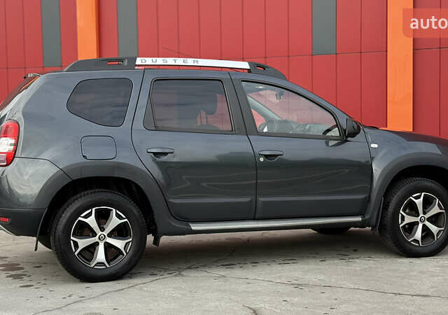 Серый Рено Дастер, объемом двигателя 1.6 л и пробегом 92 тыс. км за 11800 $, фото 13 на Automoto.ua