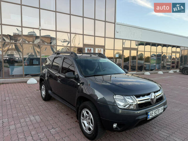 Сірий Рено Дастер, об'ємом двигуна 1.5 л та пробігом 83 тис. км за 13950 $, фото 26 на Automoto.ua