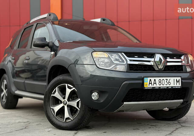 Серый Рено Дастер, объемом двигателя 1.6 л и пробегом 92 тыс. км за 11800 $, фото 6 на Automoto.ua