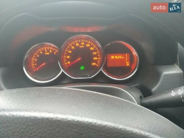 Сірий Рено Дастер, об'ємом двигуна 1.5 л та пробігом 191 тис. км за 11500 $, фото 10 на Automoto.ua
