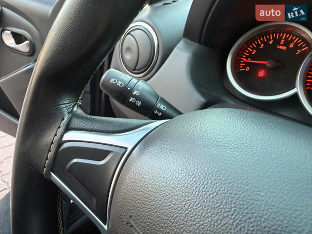 Сірий Рено Дастер, об'ємом двигуна 1.5 л та пробігом 83 тис. км за 13950 $, фото 57 на Automoto.ua
