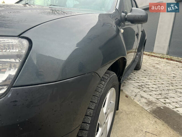 Серый Рено Дастер, объемом двигателя 1.46 л и пробегом 253 тыс. км за 6300 $, фото 4 на Automoto.ua