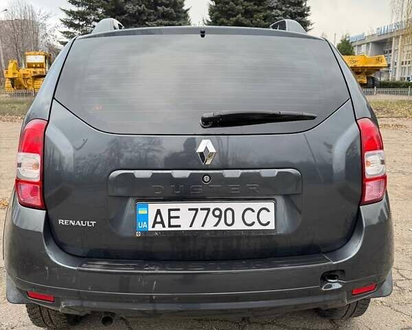 Серый Рено Дастер, объемом двигателя 1.46 л и пробегом 131 тыс. км за 12500 $, фото 4 на Automoto.ua