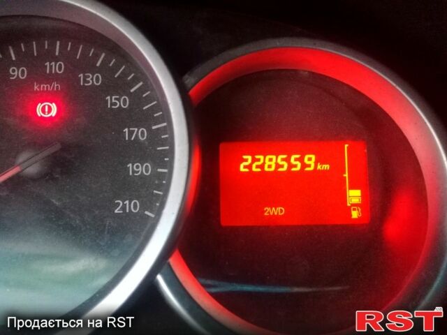 Сірий Рено Дастер, об'ємом двигуна 1.5 л та пробігом 228 тис. км за 6500 $, фото 8 на Automoto.ua