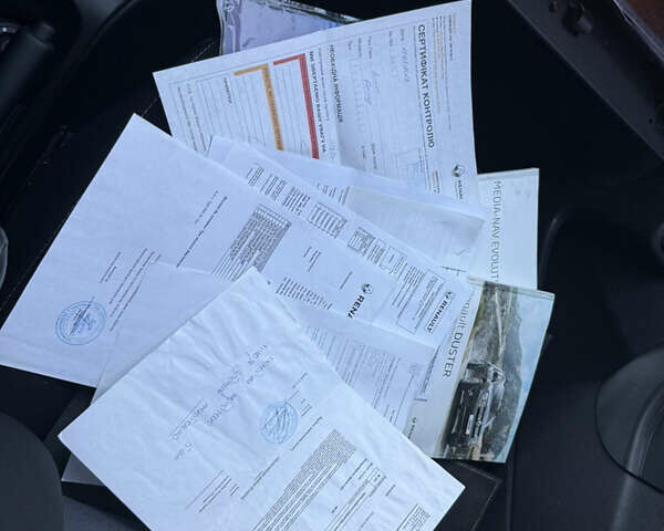 Сірий Рено Дастер, об'ємом двигуна 1.5 л та пробігом 83 тис. км за 13950 $, фото 83 на Automoto.ua