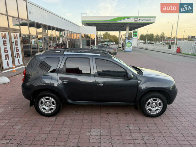 Сірий Рено Дастер, об'ємом двигуна 1.5 л та пробігом 83 тис. км за 13950 $, фото 25 на Automoto.ua