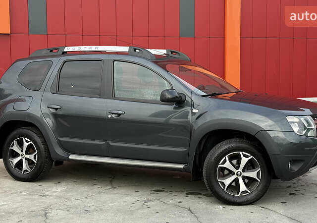 Серый Рено Дастер, объемом двигателя 1.6 л и пробегом 92 тыс. км за 11800 $, фото 9 на Automoto.ua