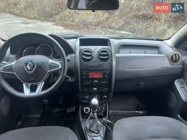 Серый Рено Дастер, объемом двигателя 1.5 л и пробегом 253 тыс. км за 7350 $, фото 21 на Automoto.ua