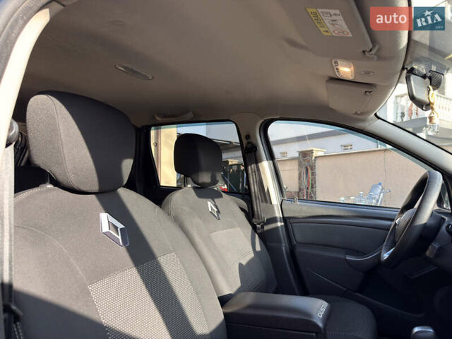 Серый Рено Дастер, объемом двигателя 1.46 л и пробегом 82 тыс. км за 13900 $, фото 28 на Automoto.ua